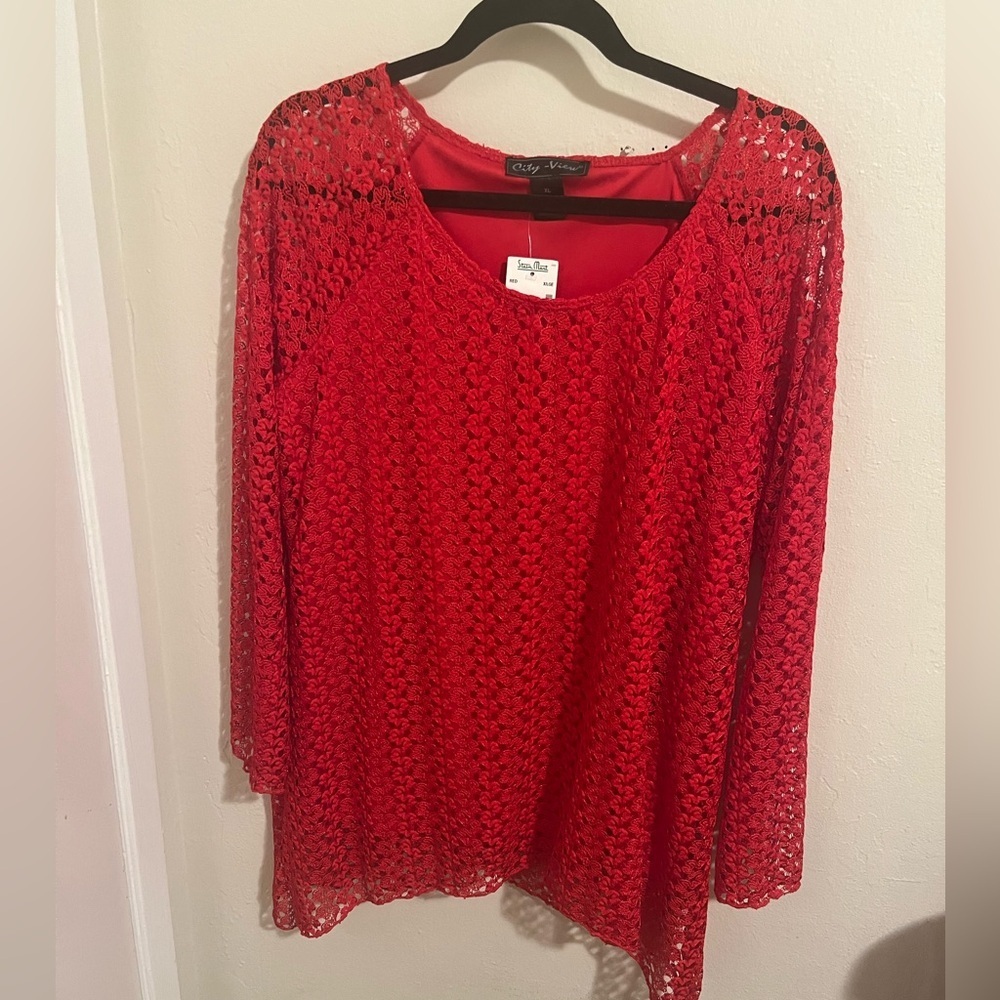 City view  Red‎ Lace Women's Top size XL